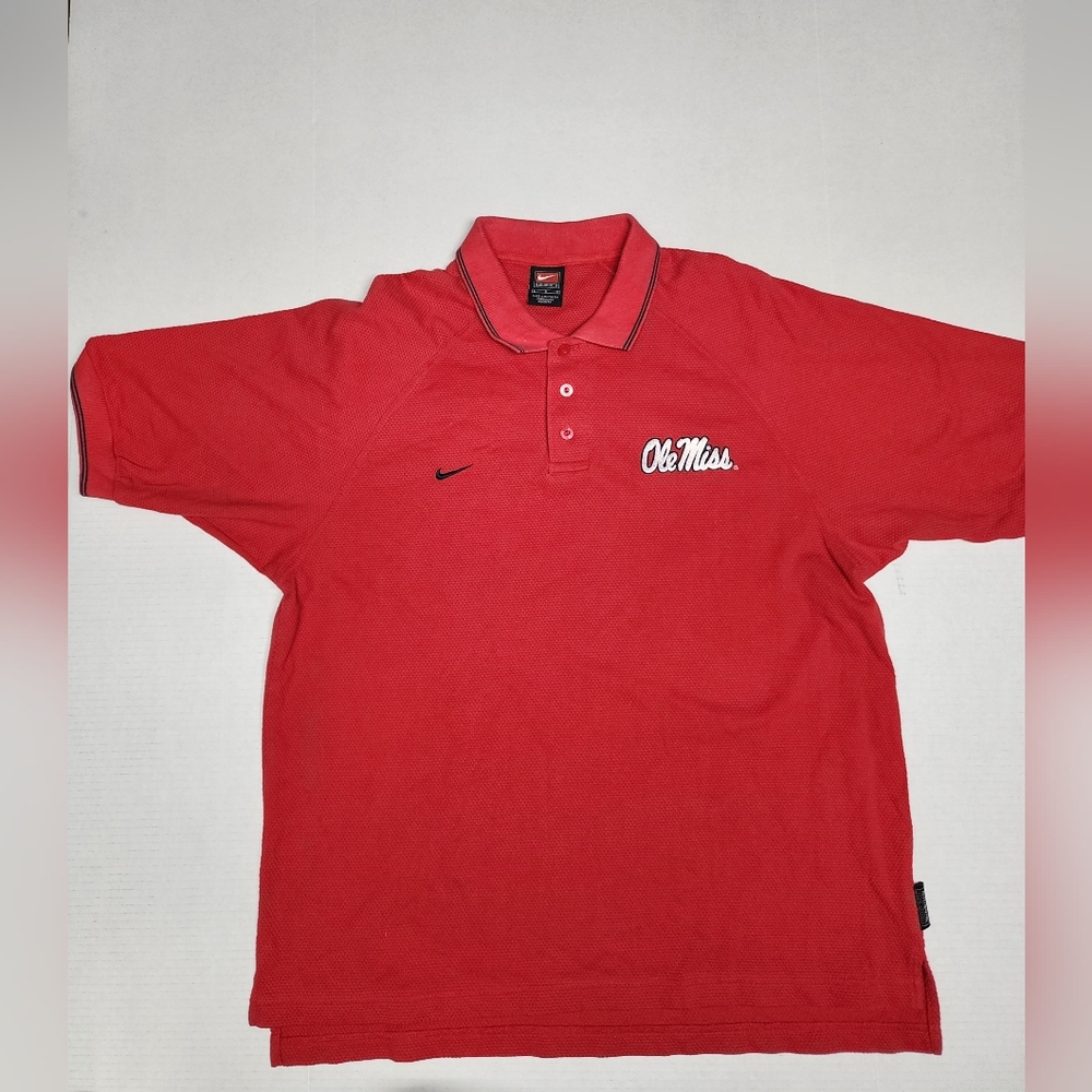 Vintage Nike Team Men's Size Large Ole Miss Rebels Red Polo Shirt.